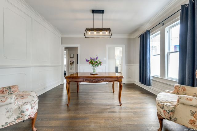 206 Claremont, San Antonio, TX 78209