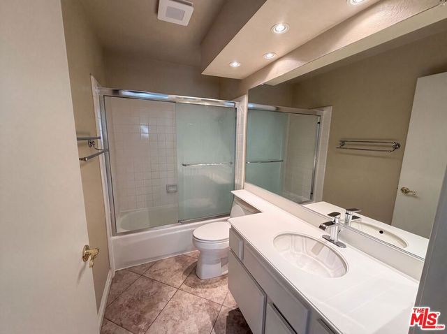 28061 Virginia, Mission Viejo, CA 92692