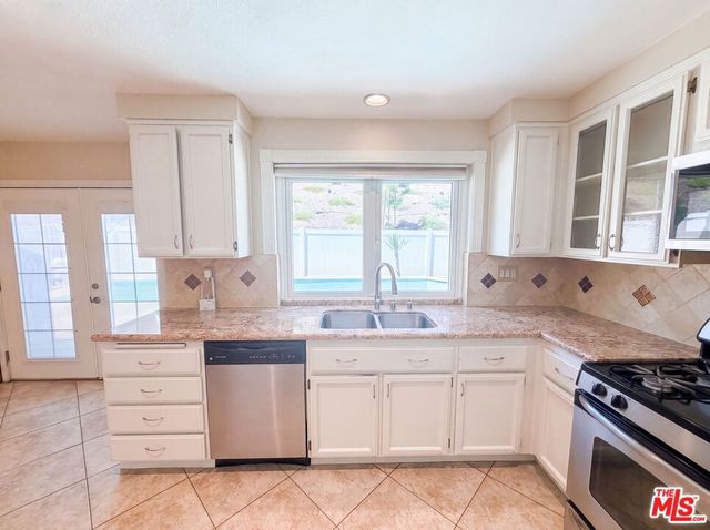 28061 Virginia, Mission Viejo, CA 92692