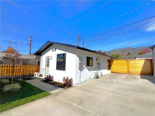 1/2 Wildrose Avenue, Monrovia, CA 91016