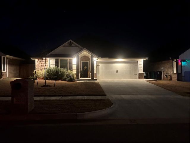 3200 Open Prairie Trail, Yukon, OK 73099