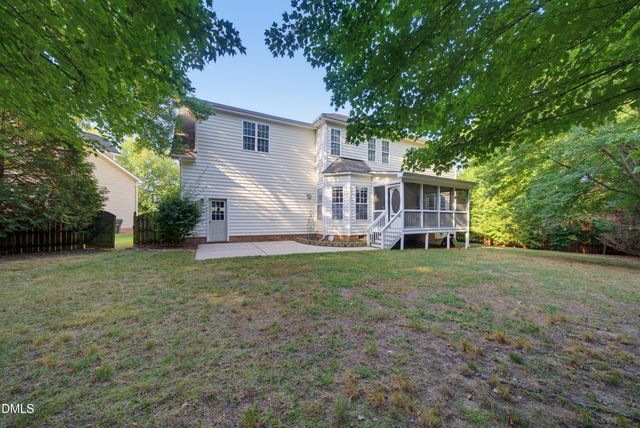 2536 Gregmoor Court, Raleigh, NC 27614