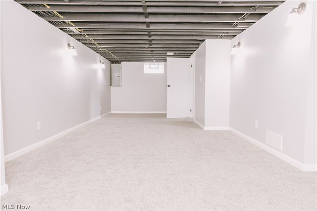 967 S Canal Street, Canal Fulton, OH 44614