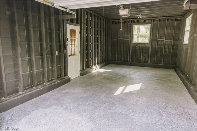 967 S Canal Street, Canal Fulton, OH 44614