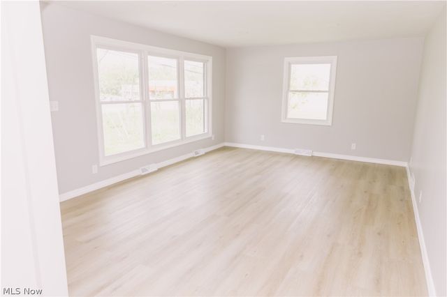 967 S Canal Street, Canal Fulton, OH 44614