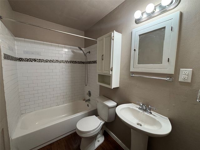 5605 Thomas Lane, River Oaks, TX 76114