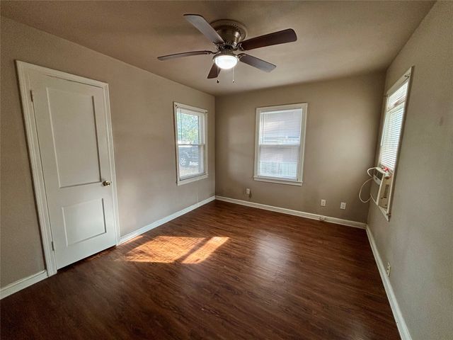 5605 Thomas Lane, River Oaks, TX 76114