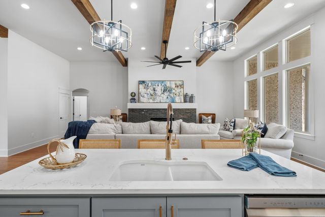 193 Waterview Drive, Hot Springs, AR 71913