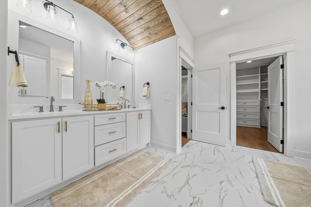 193 Waterview Drive, Hot Springs, AR 71913