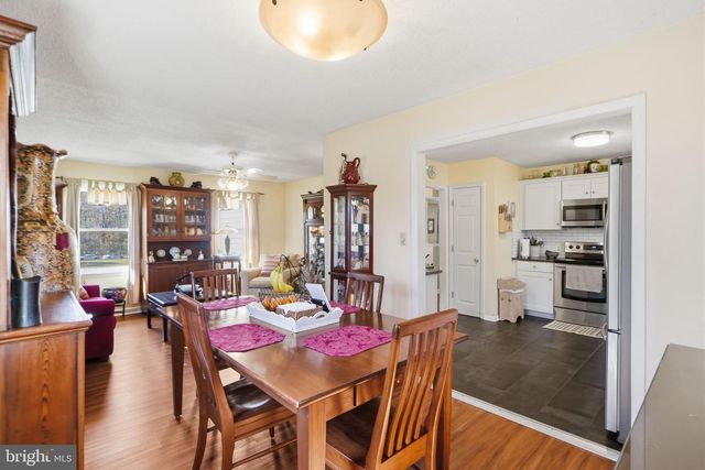 9304 TROY DR, Nokesville, VA 20181