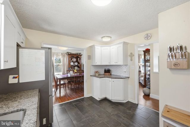 9304 TROY DR, Nokesville, VA 20181