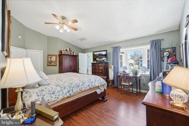 9304 TROY DR, Nokesville, VA 20181