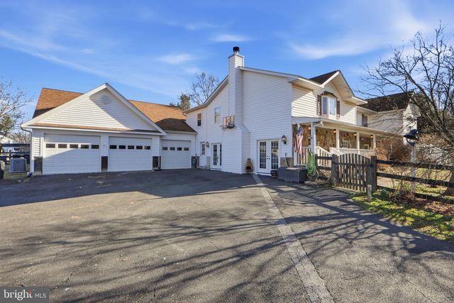 9304 TROY DR, Nokesville, VA 20181