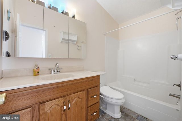 9304 TROY DR, Nokesville, VA 20181