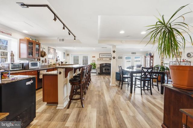 9304 TROY DR, Nokesville, VA 20181