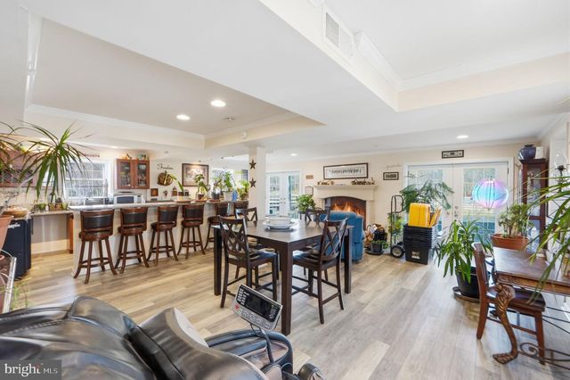 9304 TROY DR, Nokesville, VA 20181