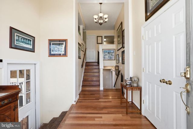 9304 TROY DR, Nokesville, VA 20181