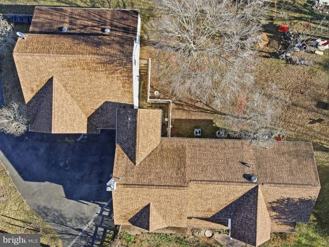 9304 TROY DR, Nokesville, VA 20181