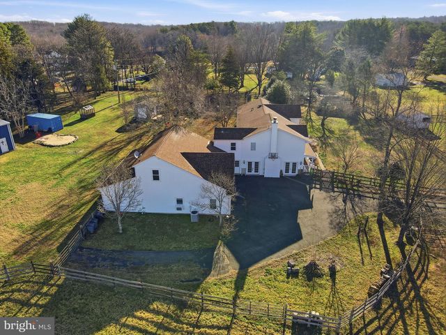 9304 TROY DR, Nokesville, VA 20181