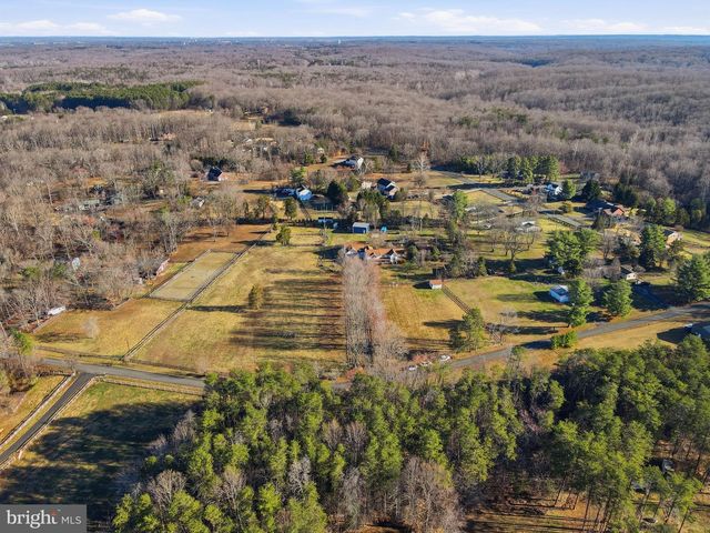 9304 TROY DR, Nokesville, VA 20181