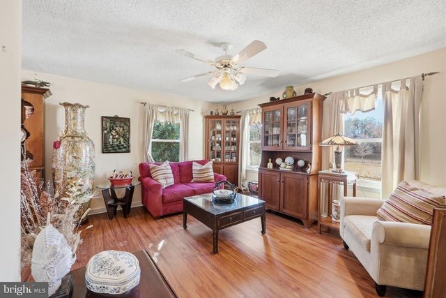 9304 TROY DR, Nokesville, VA 20181