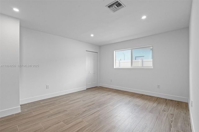 201 SE 12th St, Pompano Beach, FL 33060