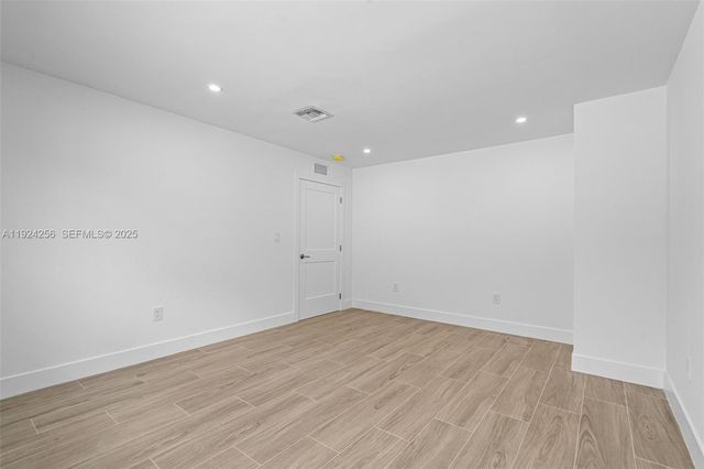 201 SE 12th St, Pompano Beach, FL 33060