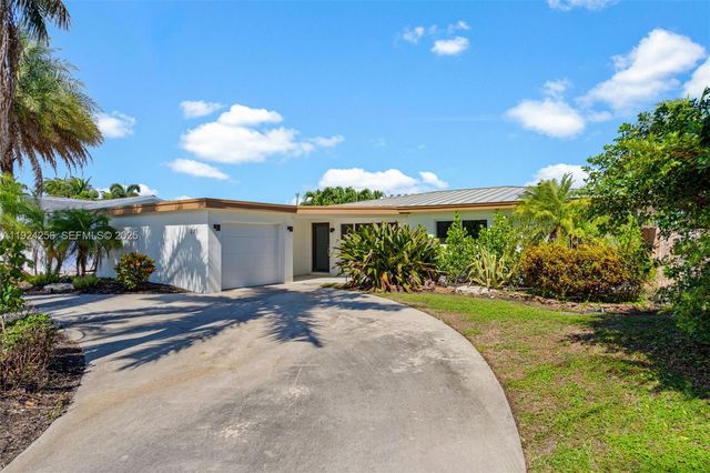 201 SE 12th St, Pompano Beach, FL 33060