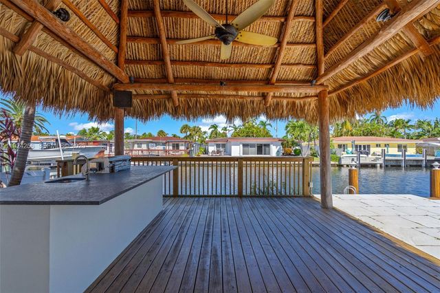 201 SE 12th St, Pompano Beach, FL 33060