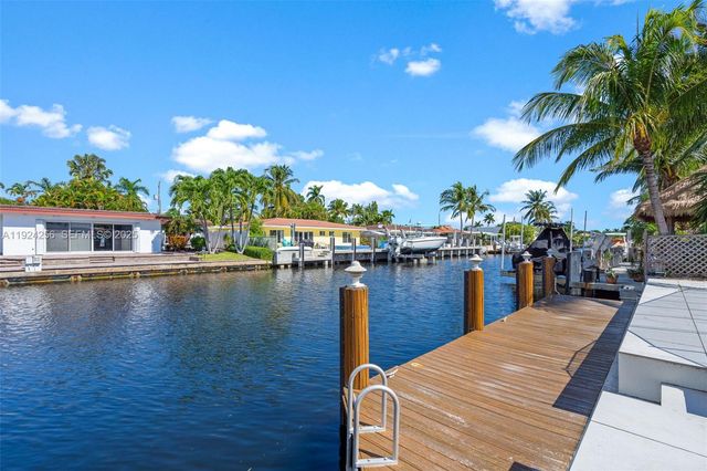 201 SE 12th St, Pompano Beach, FL 33060