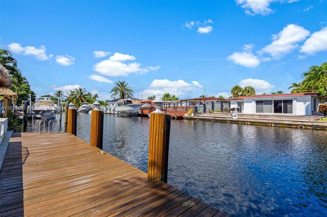 201 SE 12th St, Pompano Beach, FL 33060