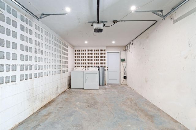 201 SE 12th St, Pompano Beach, FL 33060