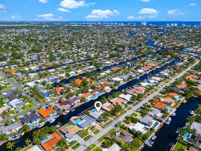 201 SE 12th St, Pompano Beach, FL 33060