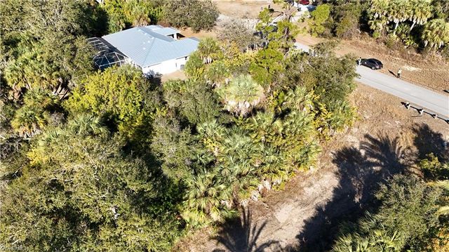 Adelaide AVE, North Port, FL 34288