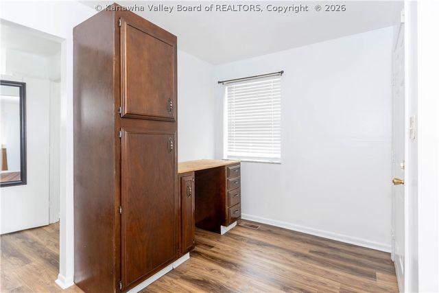 300 32nd Street W, Charleston, WV 25387