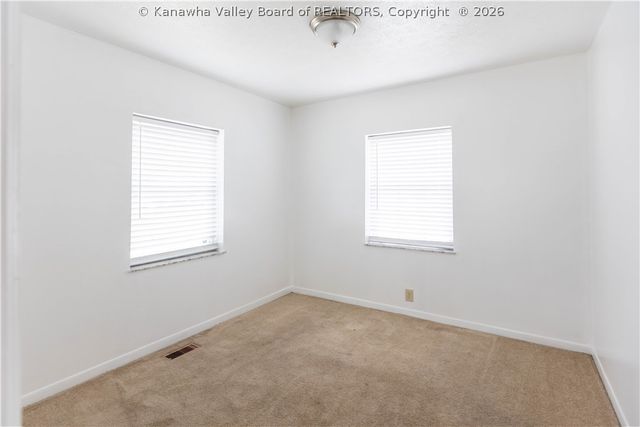300 32nd Street W, Charleston, WV 25387