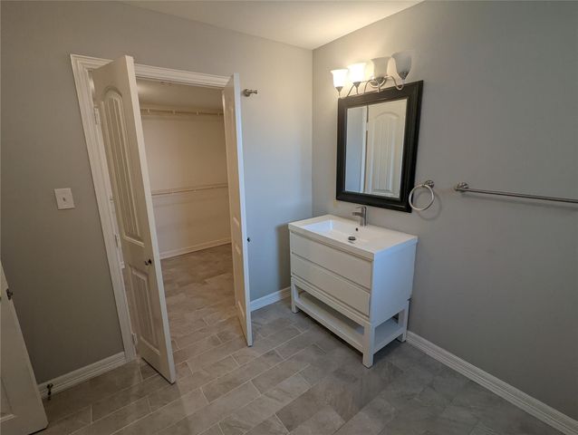 7521 Laredo Street, Houston, TX 77020