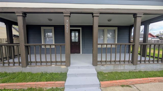7521 Laredo Street, Houston, TX 77020