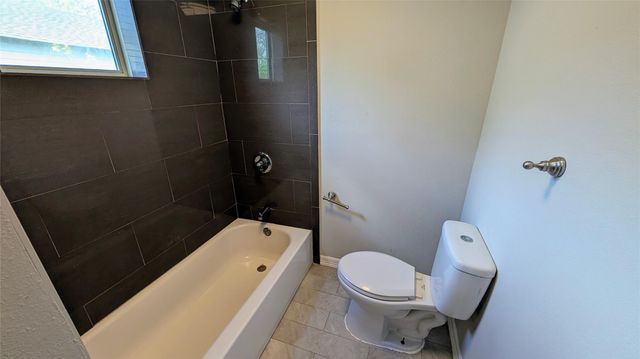 7521 Laredo Street, Houston, TX 77020
