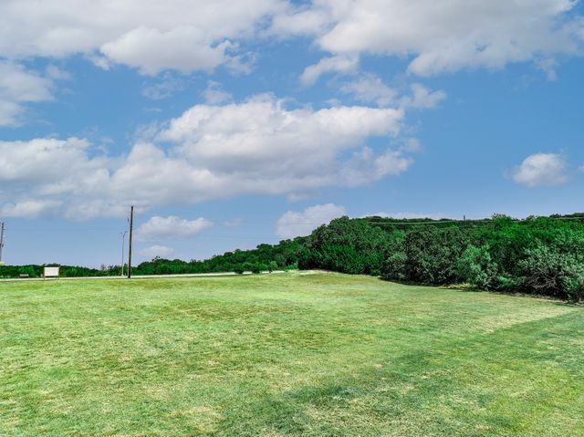 2200 Mansfield Road, Cedar Hill, TX 75104