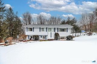 5 Western View Road, New Milford, CT 06776