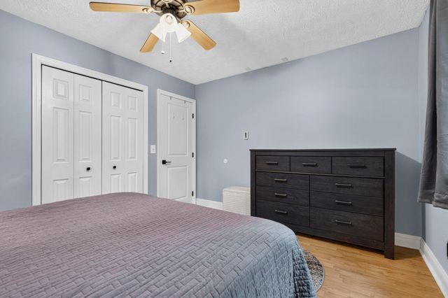 60 Old Hackett Hill Rd Apt 2H, Manchester, NH 03102