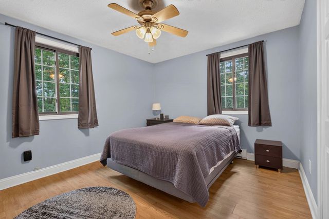 60 Old Hackett Hill Rd Apt 2H, Manchester, NH 03102