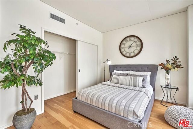 1155 S Grand Avenue 806, Los Angeles, CA 90015