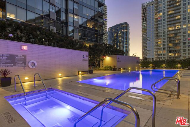 1155 S Grand Avenue 806, Los Angeles, CA 90015