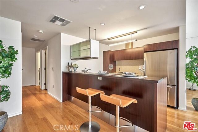 1155 S Grand Avenue 806, Los Angeles, CA 90015
