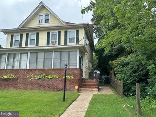 903 SALEM RD, Burlington, NJ 08016