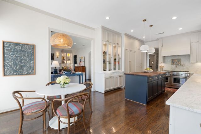 4709 Welford Drive, Bellaire, TX 77401