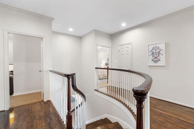 4709 Welford Drive, Bellaire, TX 77401