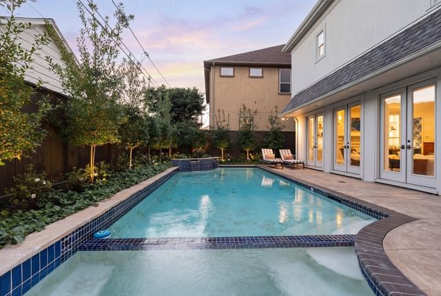 4709 Welford Drive, Bellaire, TX 77401